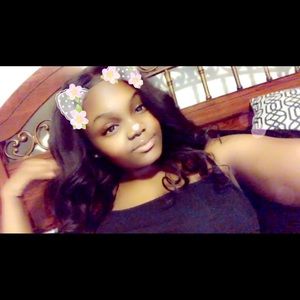 Meet your Posher, Zora